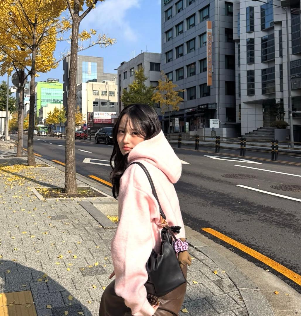 myne なぐもふうか　SHORT KNIT HOODIE/PINK