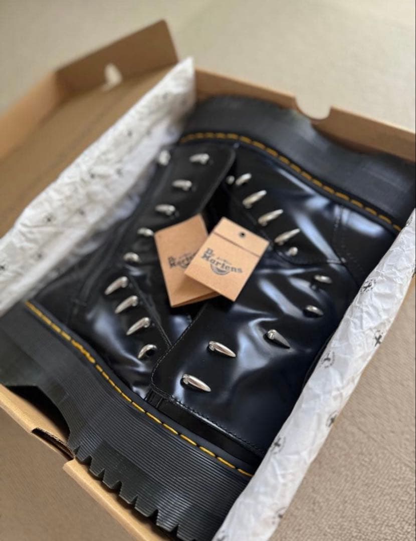 Dr. Martens スタッズ付きプラットフォームブーツ25cm