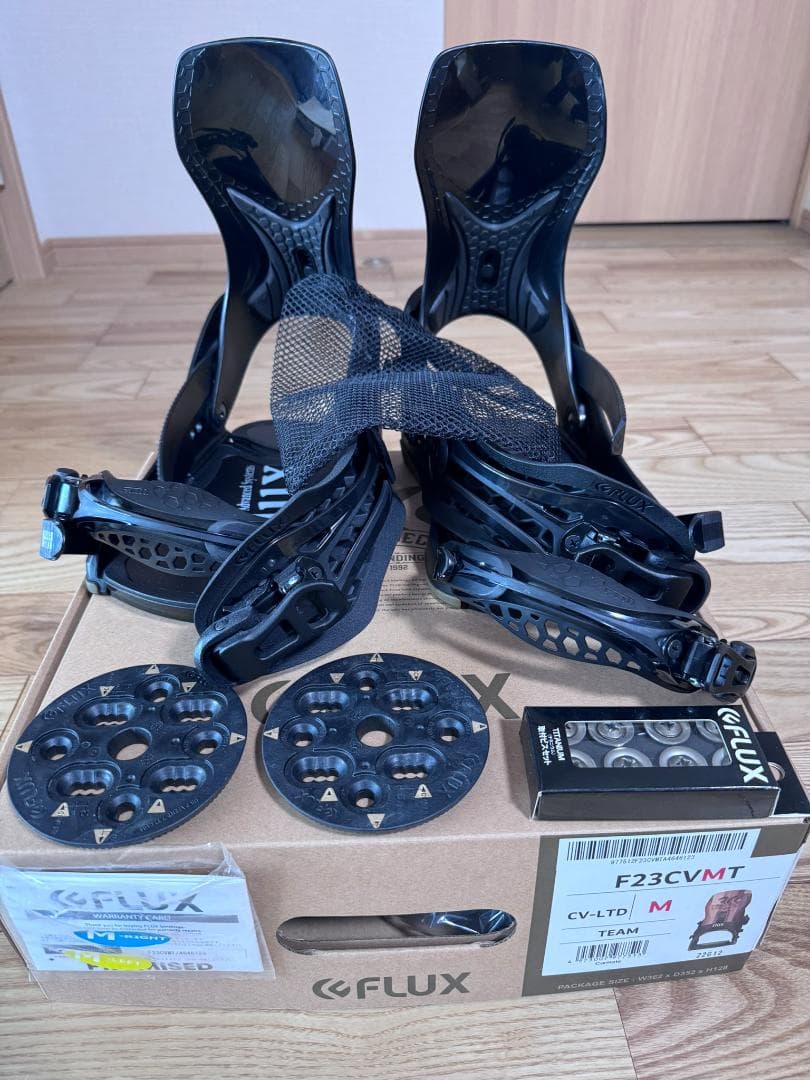 FLUX CV LTD Mサイズ 22-23モデル