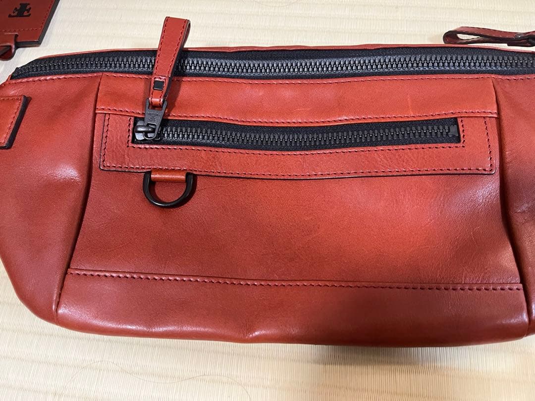 FUJITAKA ワンショルダーバッグ　レッド