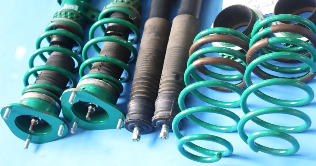 トヨタ プリウス ZVW30 ZVW35 TEIN FLEX　Ｚ　車高調