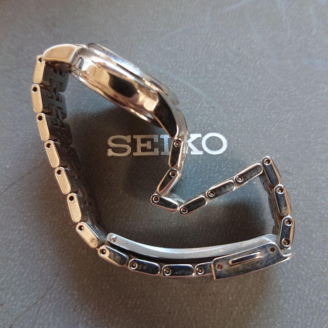 SEIKO EXCELNE 1B22 3B51レディース 腕時計