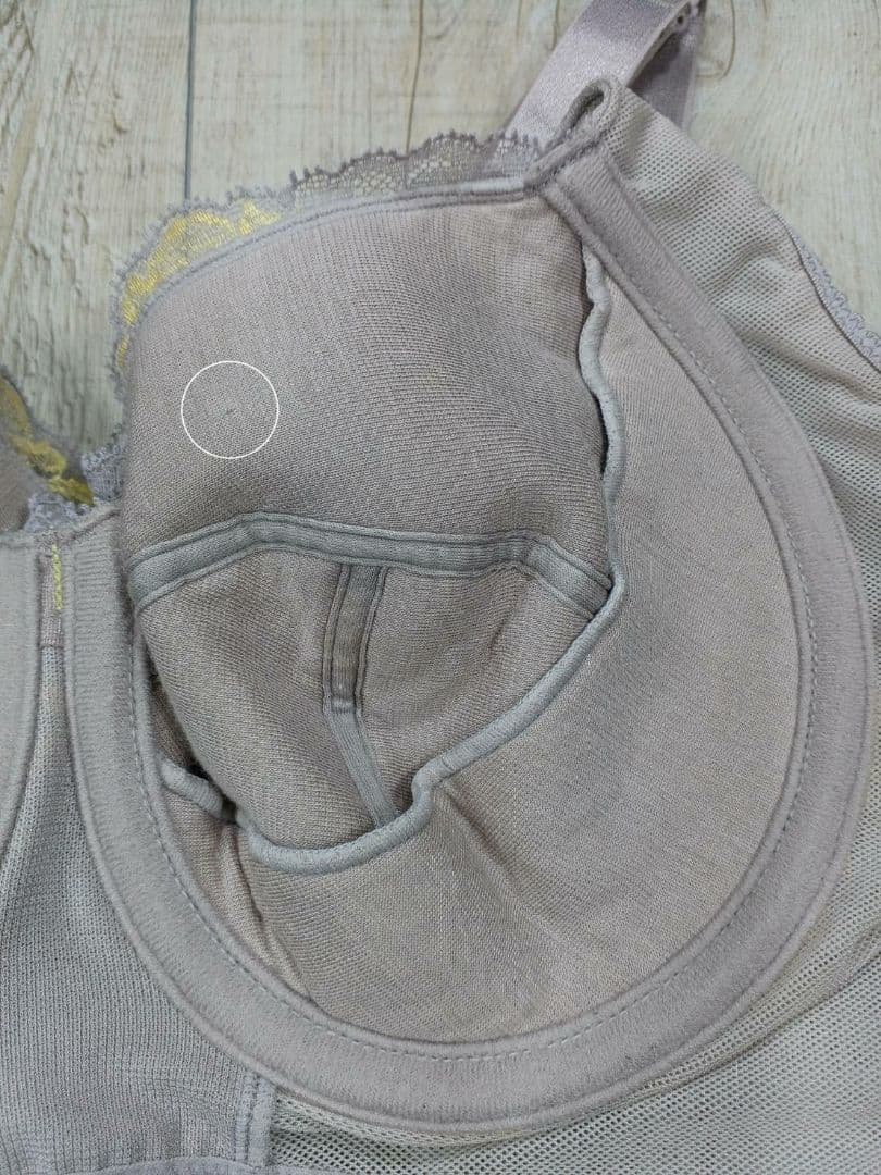 美品 マルコ　カーヴィシャス ボディスーツ E70 M/限定/グレージュ/801