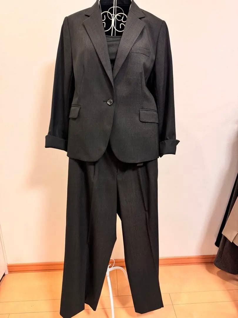 レディース パンツスーツ