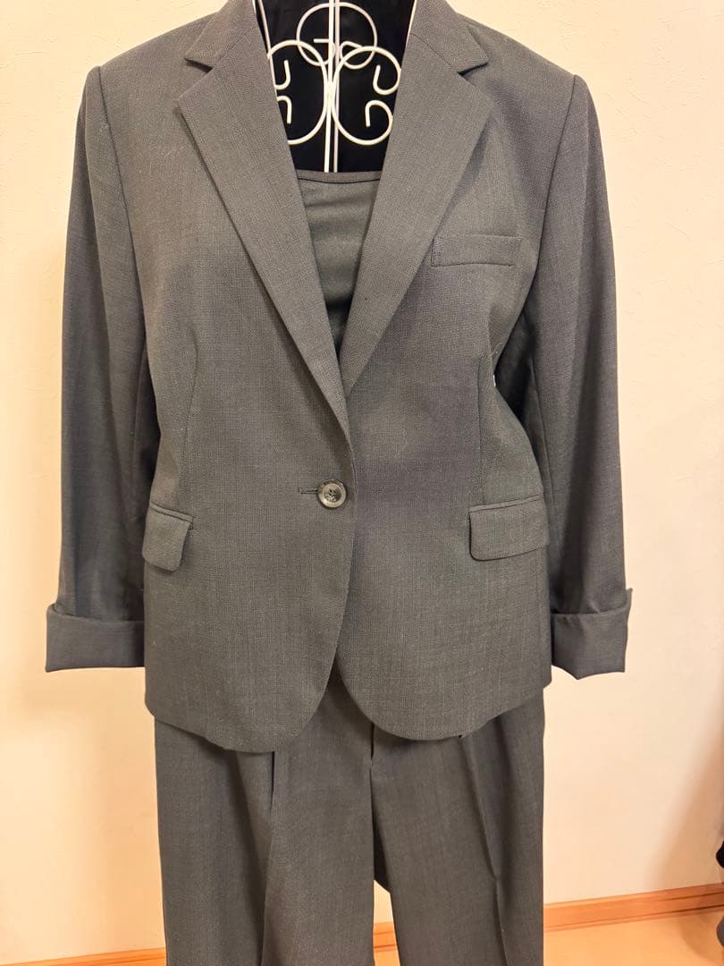 レディース パンツスーツ