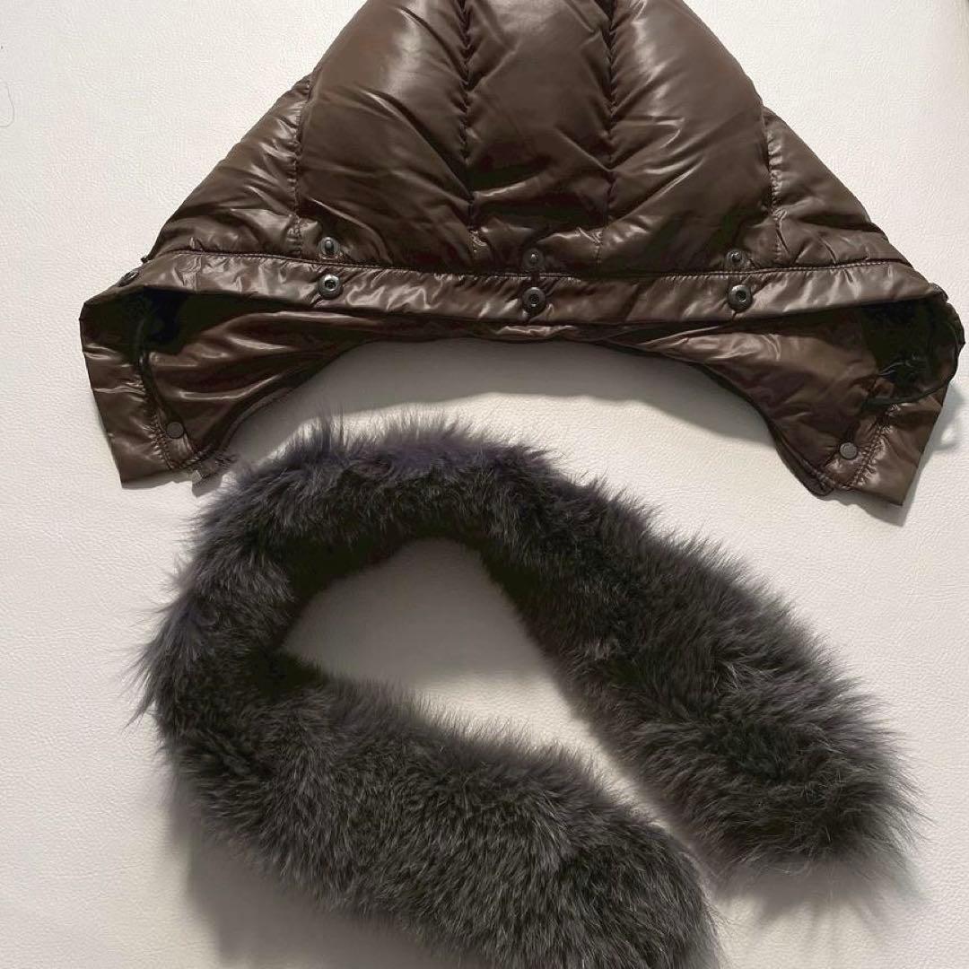 ピ*屋様 【大きいサイズ】デュベティカ デネブ ロングダウンコート 42 フォッ