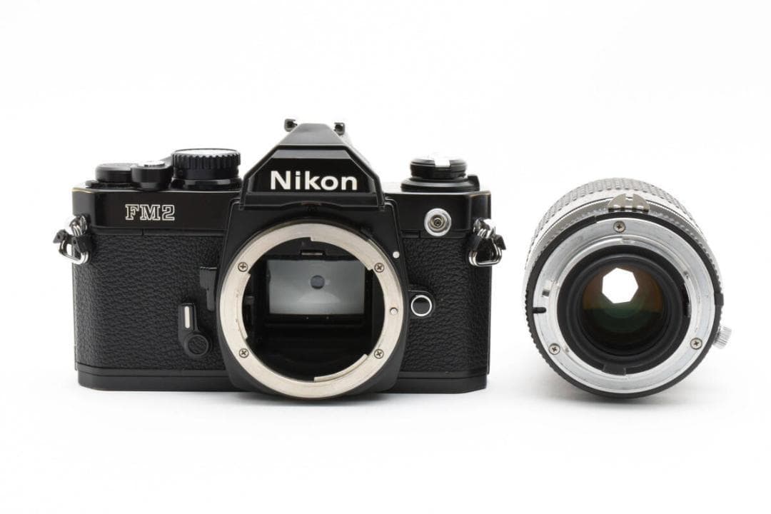 フィルムカメラ Nikon New FM2 Nikkor Ai-s 105/2.8 #544