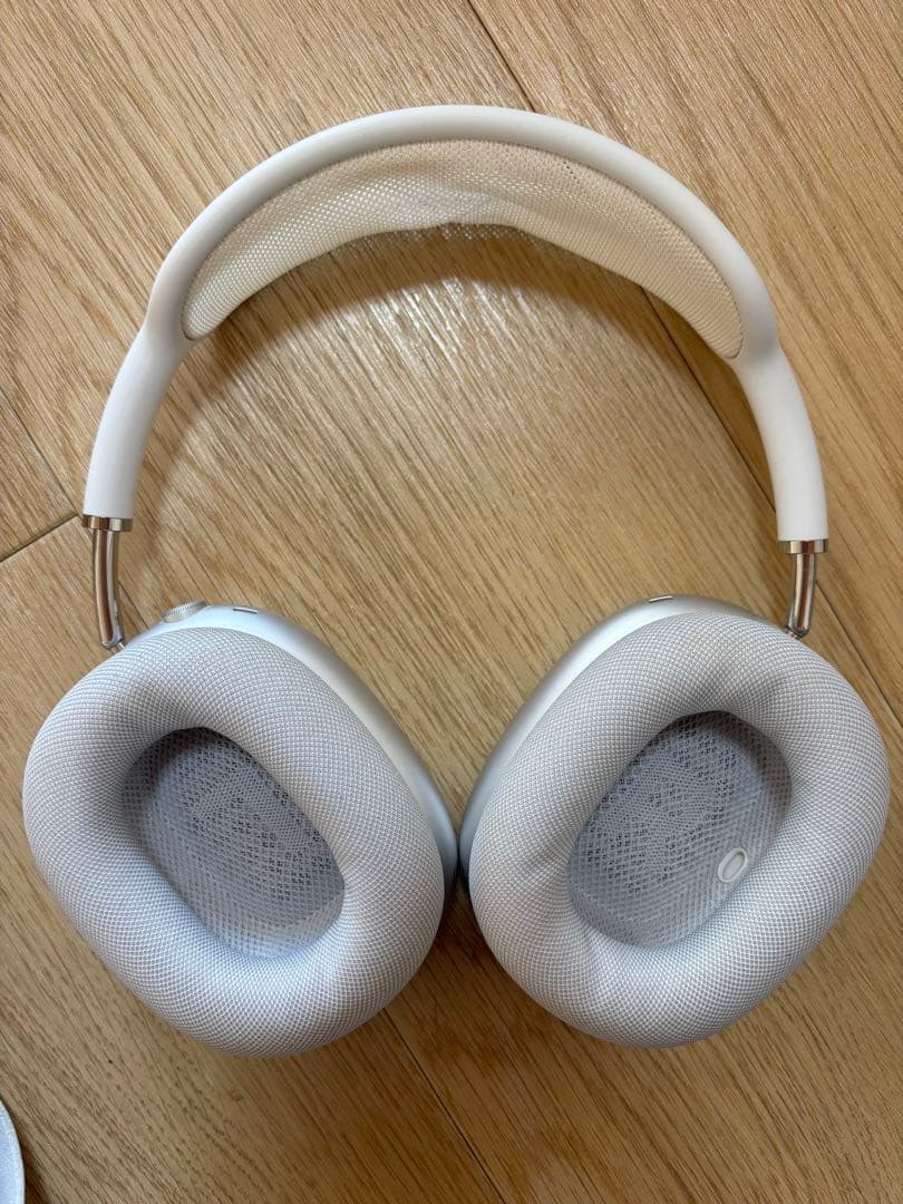 Apple AirPods Max 初期世代