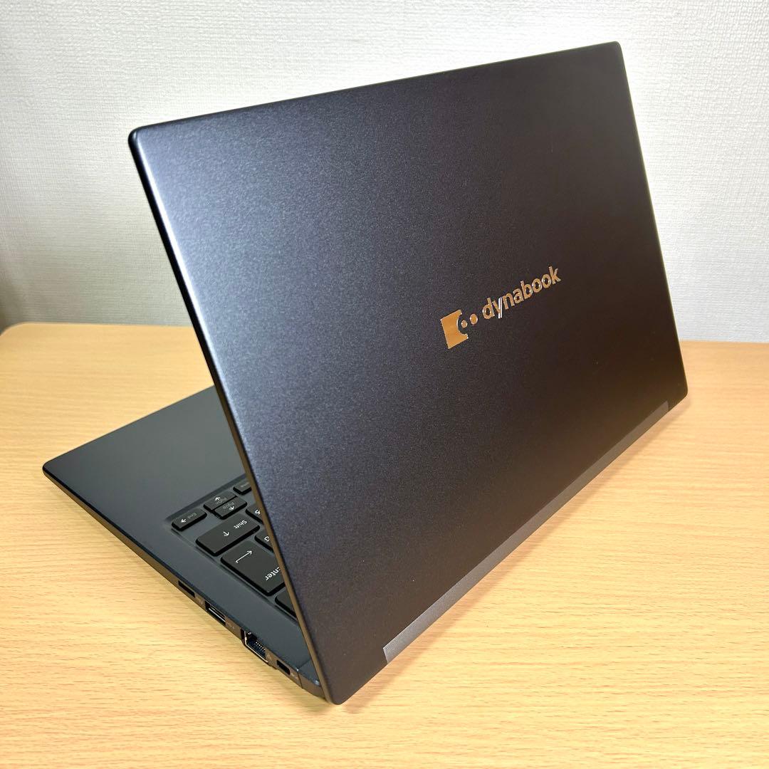 美品 東芝 dynabook GA83/XW 16GB 512GB Ryzen5
