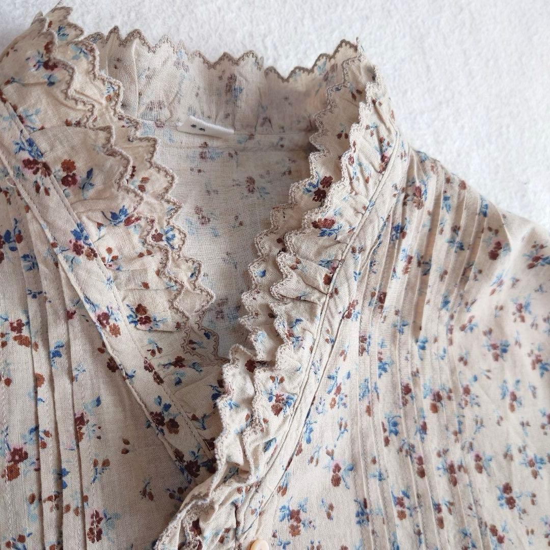 しい　45R インドカディ森花プリントのフリルブラウス 45rpm