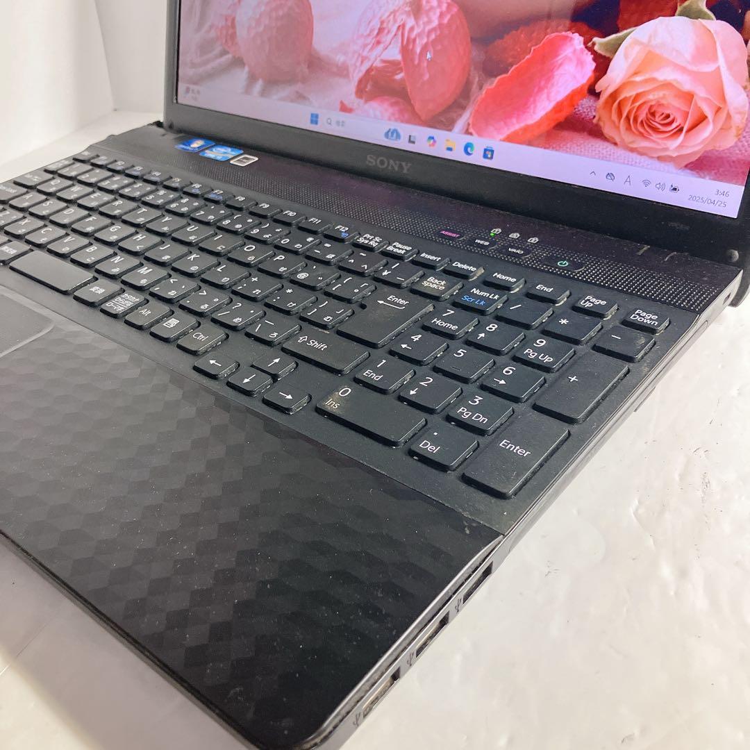 WEBカメラ搭載　 サクサクSSD win11 VAIOノートPC