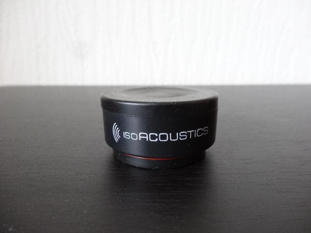 IsoAcoustics ISO-Puck スピーカー アイソレーター
