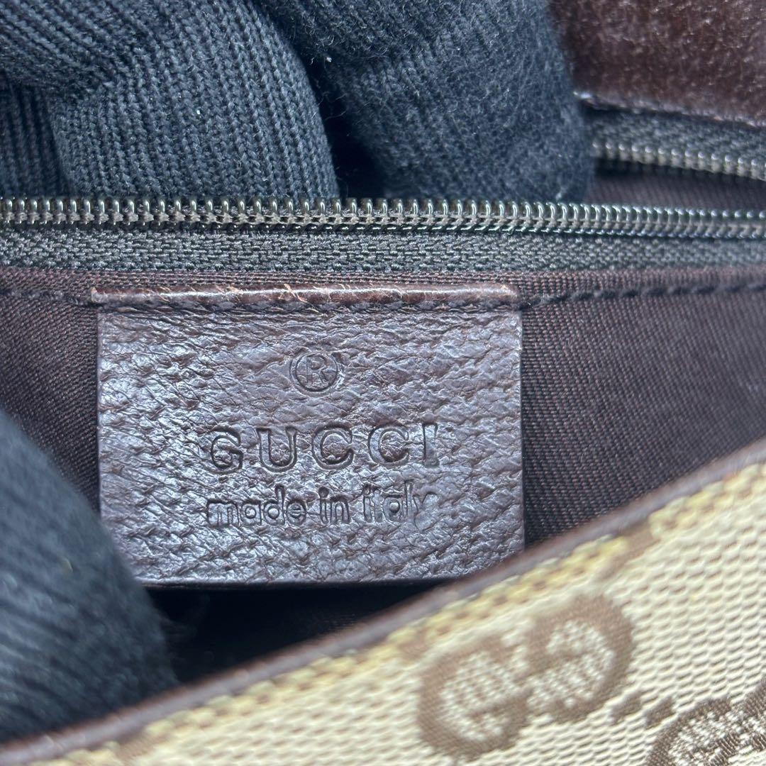 極美品　GUCCI グッチ　ボディーバッグ　ウエストバッグ　S812