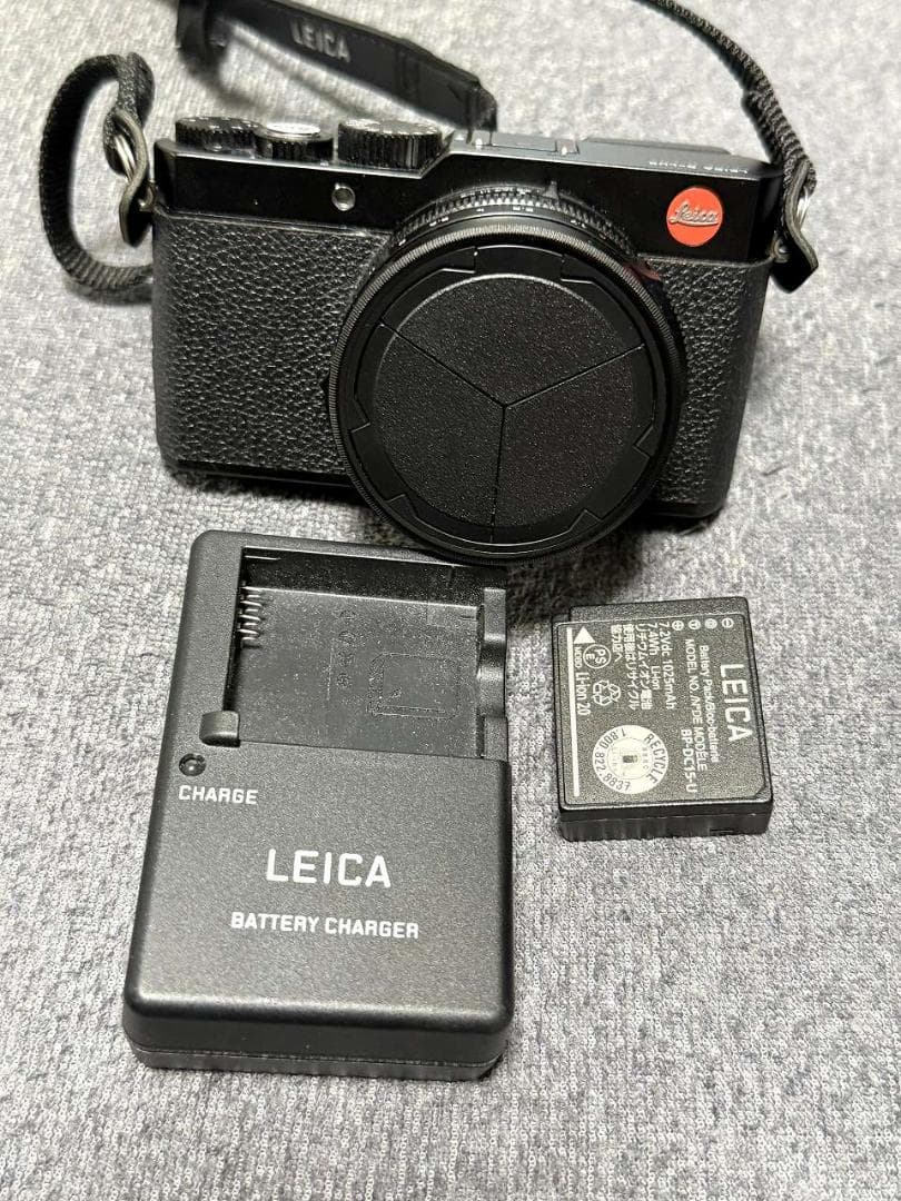 LEICA コンパクトデジタルカメラ バッテリーチャージャー付き