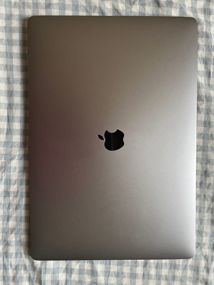 MacBook Pro 2019 32GB 1TB ストレージ