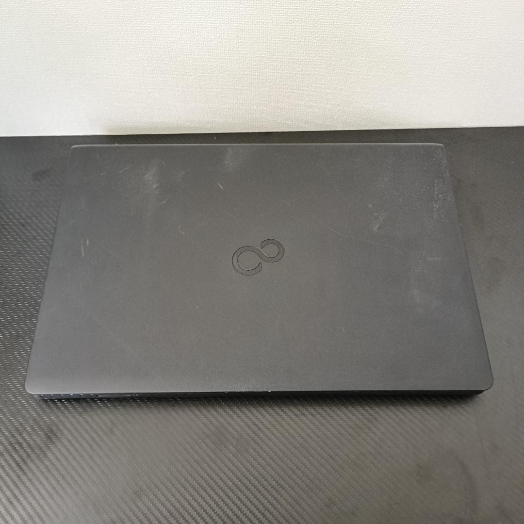 ノートPC 第8世代 i3 SSD 512GB メモリ8GB 富士通 カメラ