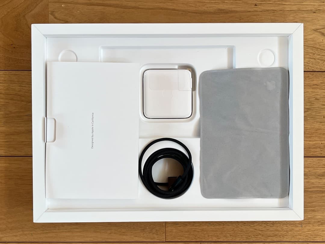 【美品】MacBookPro 14インチ M4 24GB /512GB ナノテク