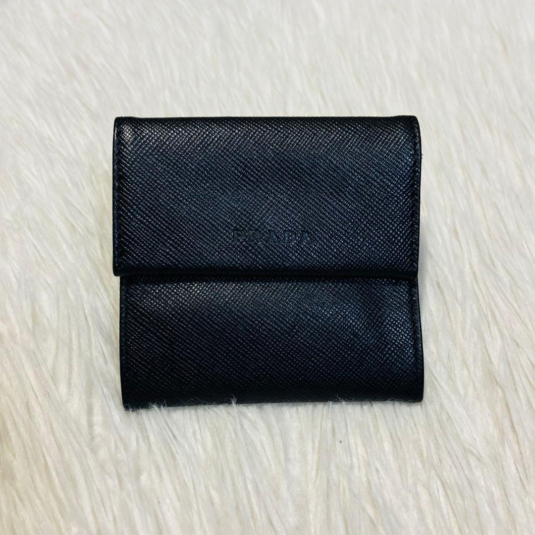 最終価格　美品　PRADA プラダ　小銭入れ　ケース　黒　ブラック　レザ
