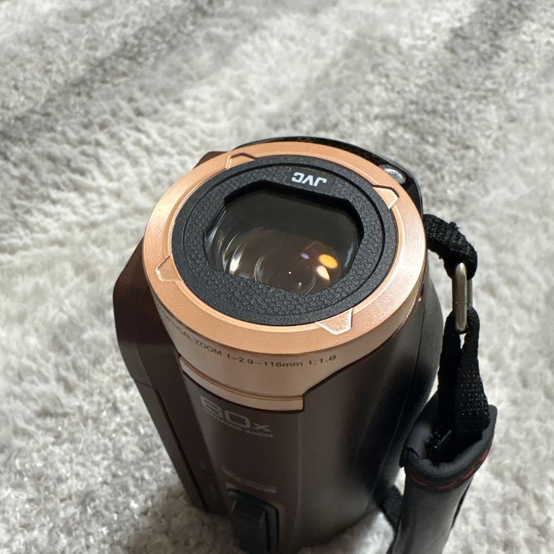 エブリオ　ビデオカメラ　ハイビジョンメモリームービー　GZ-F100