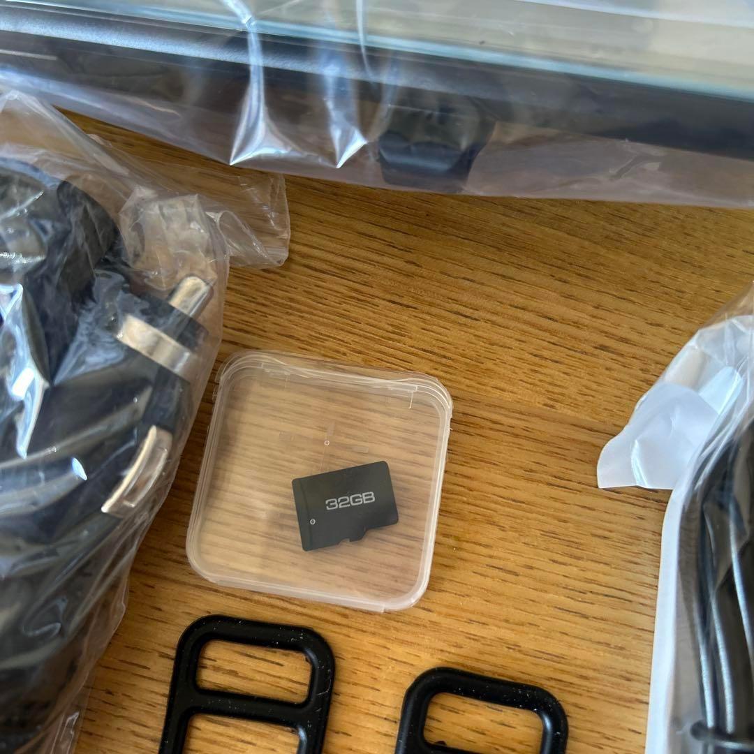 4K ドライブレコーダー ミラー型 11インチ　32GB前後170度超広角カメラ