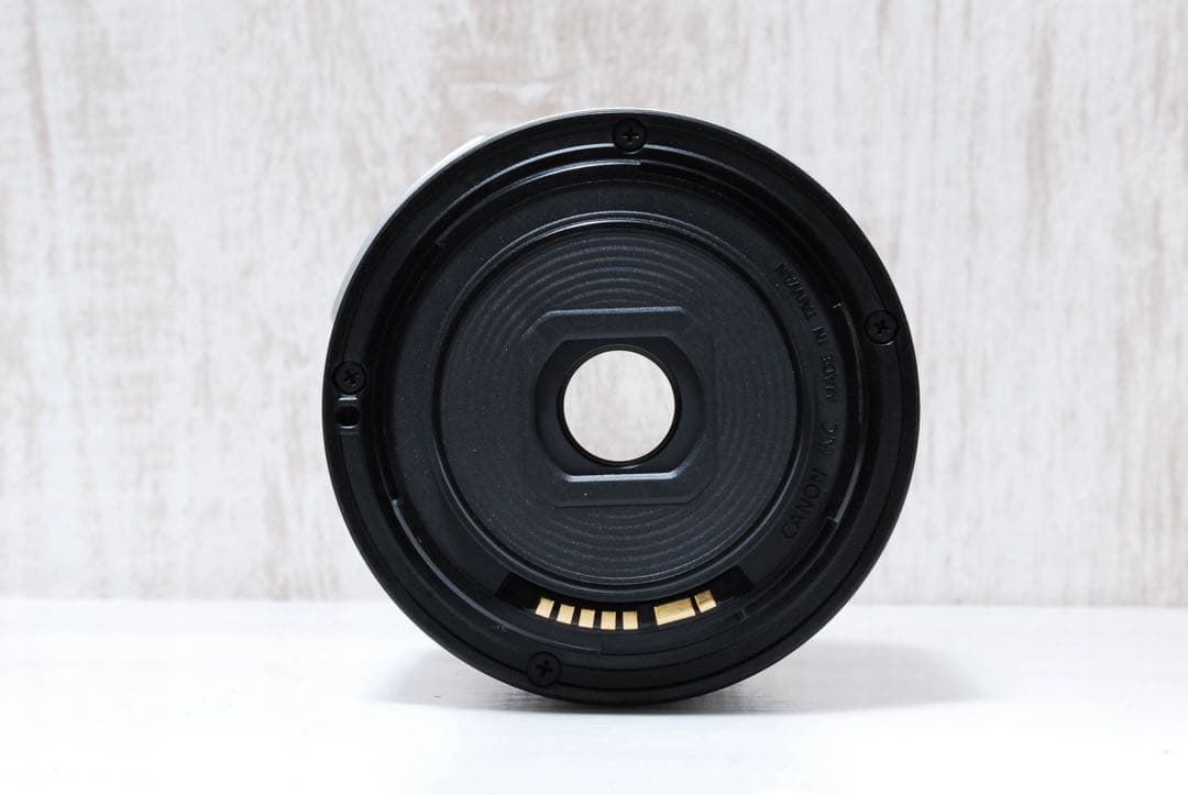 ❤️希少カラーホワイト❤️軽量ボディ❤️手ぶれ補正レンズ　Canon Kiss X10