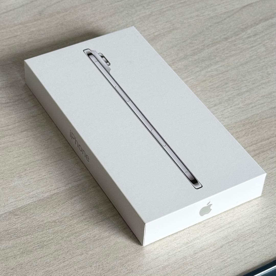 iPhone Air クラウドホワイト 512GB