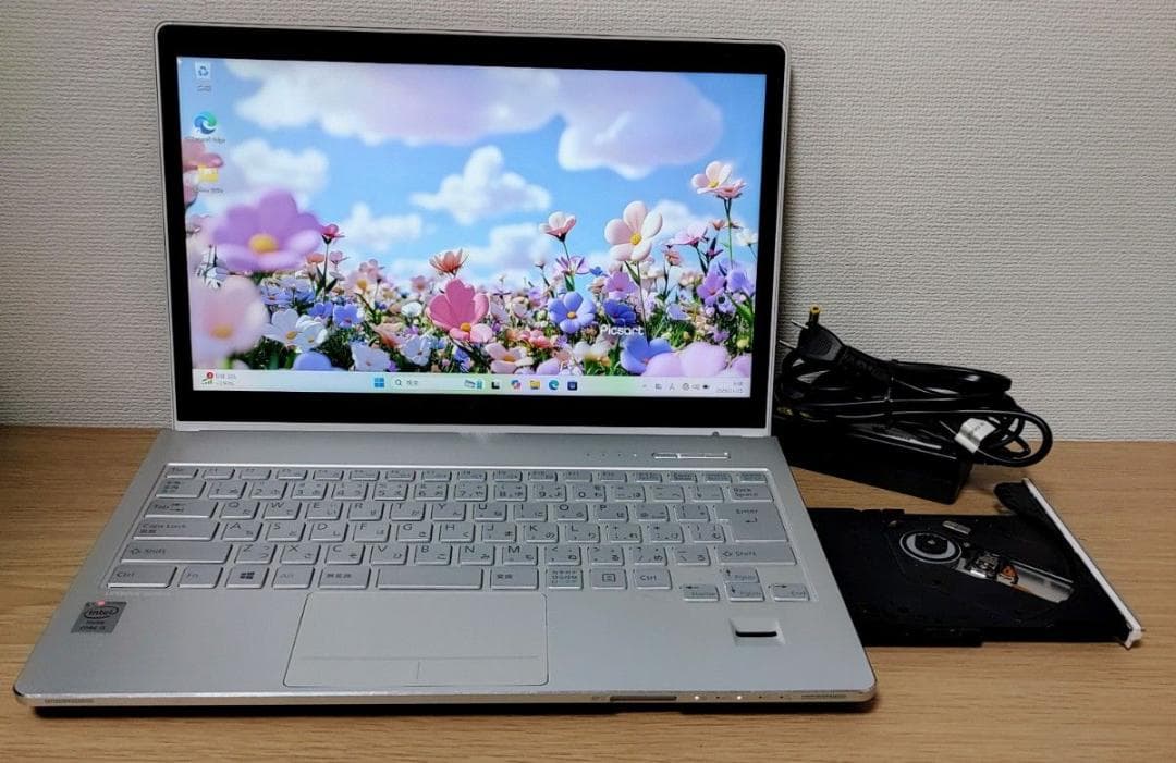 FUJITSU LIFEBOOK Corei5 メモリ6GB SSD120GB