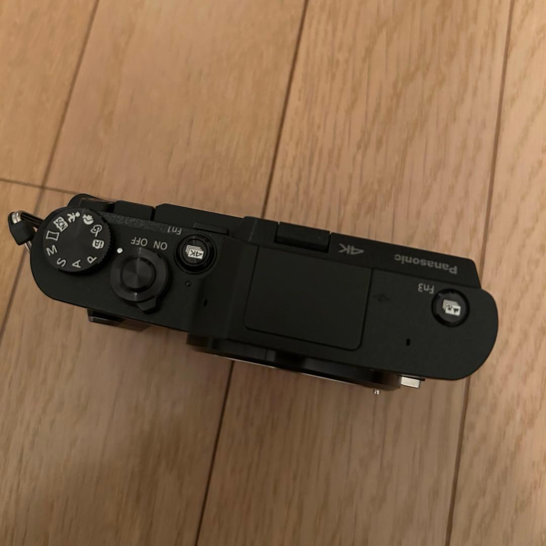 Panasonic LUMIX DC-GF10W デジタル一眼レフカメラ