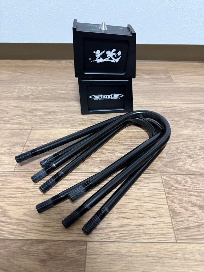 玄武 3.5インチダウンブロック 200系ハイエース 2WD