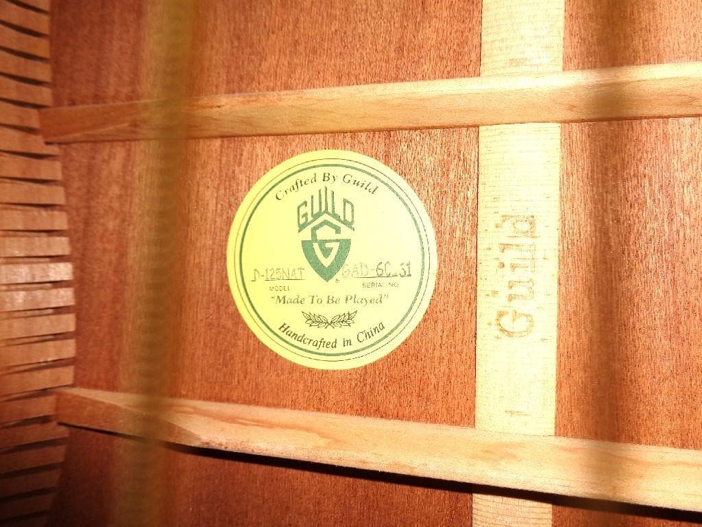 GUILD D-125 NAT　オール単板マホガニー　美品！　純正ハードケース付