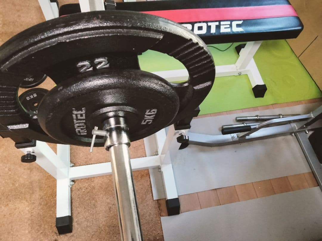 【最終値引】ベンチプレスセット　アイロテック＋　ボディーマーカーダンベルセット