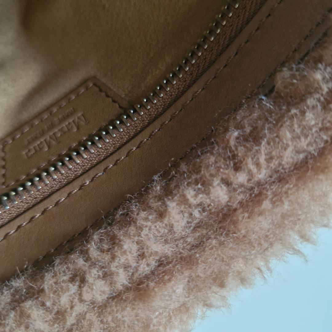 ほぼ未使用　Maxmara　テディベア　ボディバッグ　 ウエストポーチ