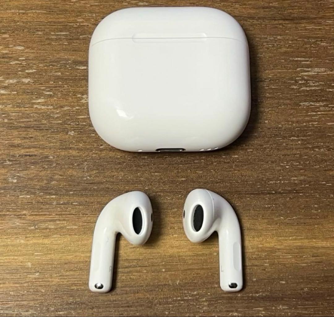 Apple airpods 4 アクティブノイズキャンセリング機能付き