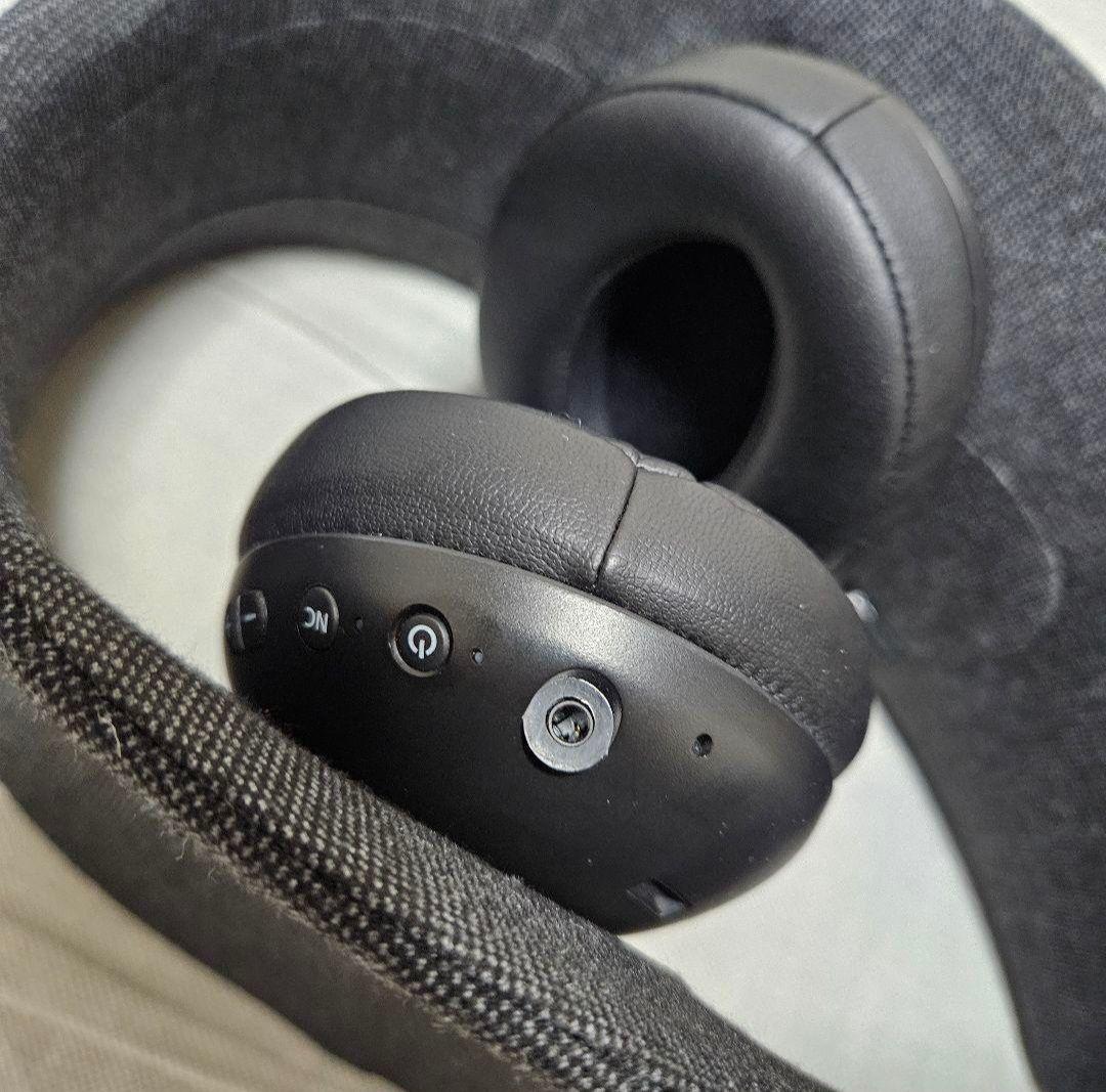 集中力を高めるウェアラブル端末WEAR SPACE ‎SSP-WS1B