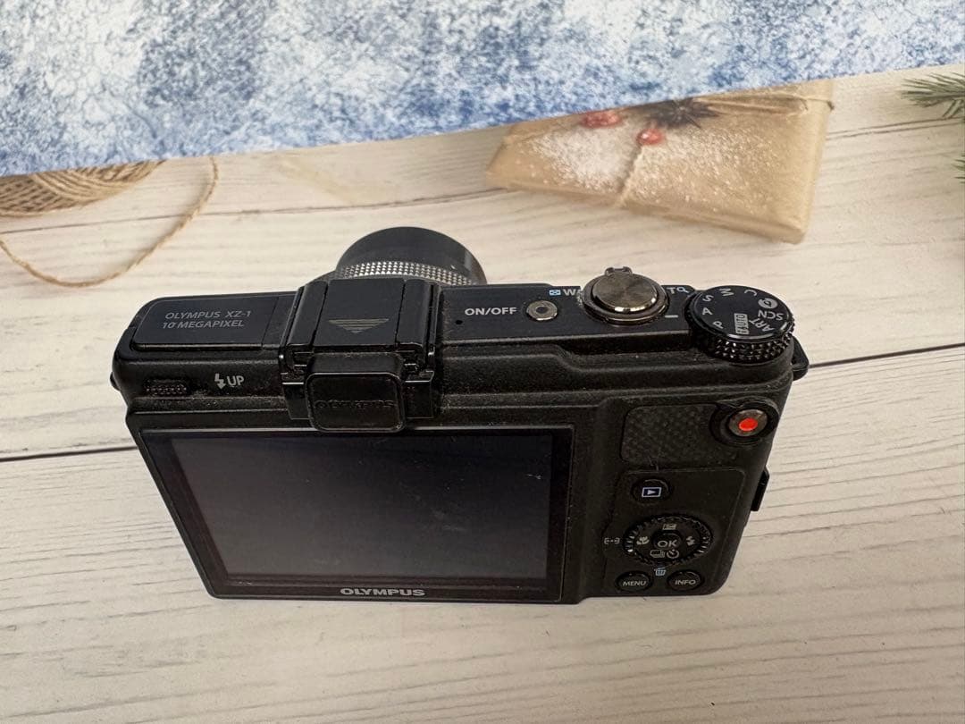 OLYMPUS XZ-1 コンパクトデジタルカメラ(レ62)