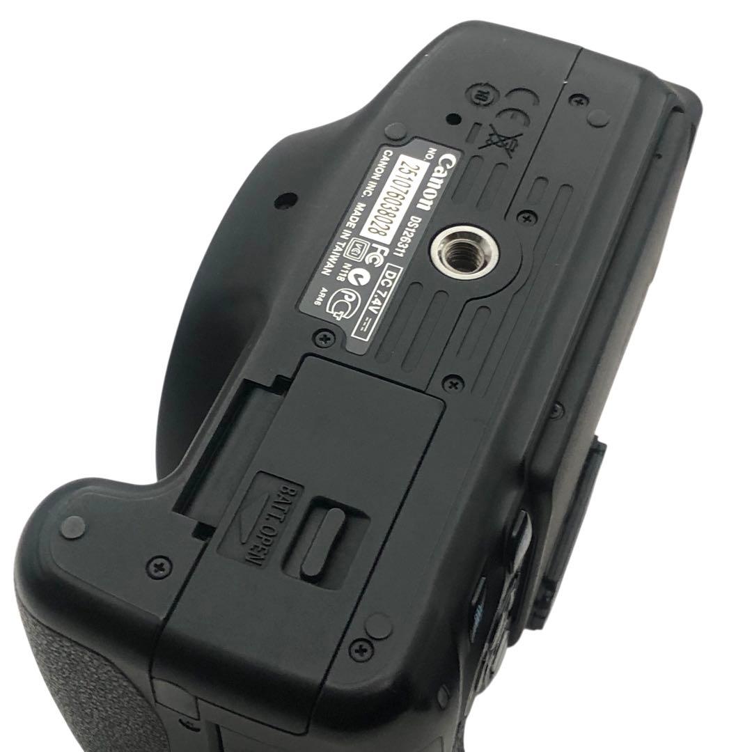 Canon EOS Kiss X5 付属品多数 純正バッグ付き