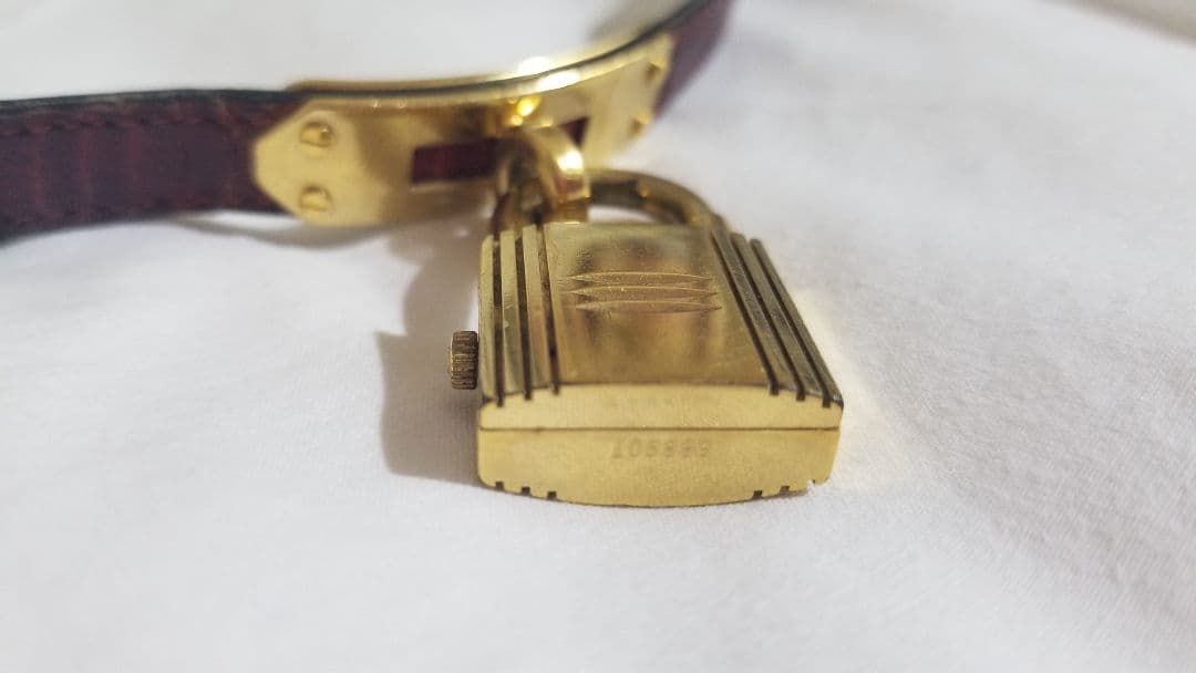 HERMES エルメス ケリー腕時計 赤