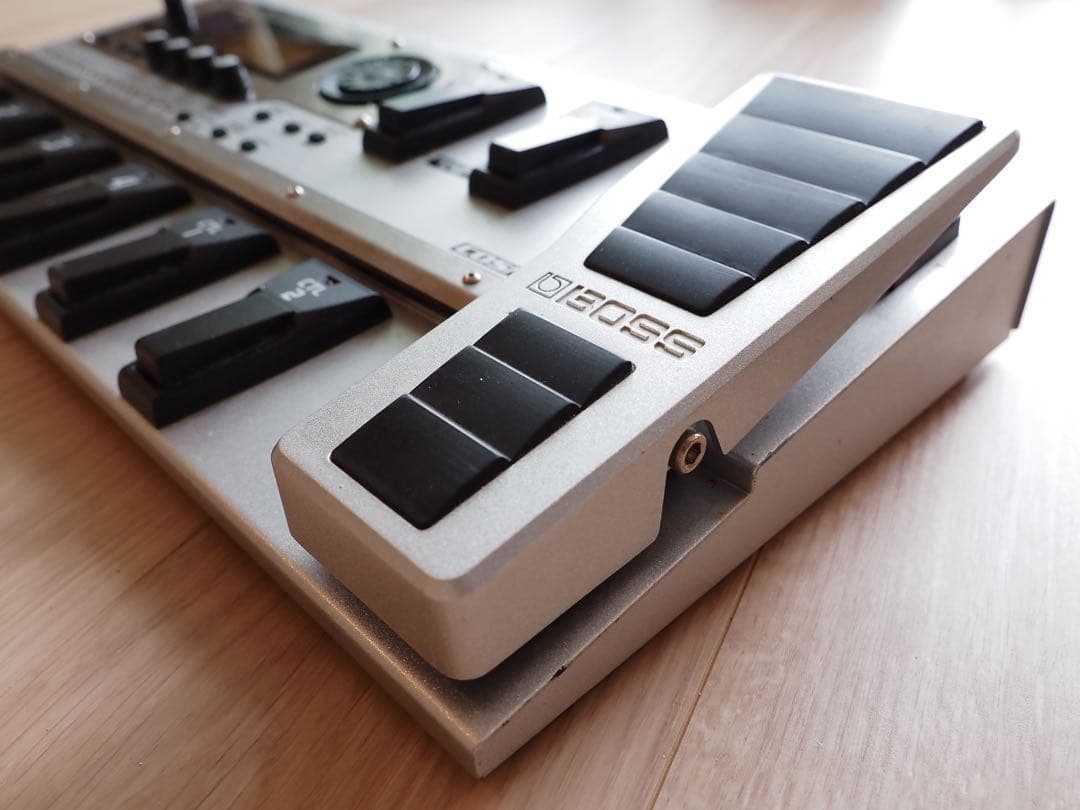 【年末年始価格】BOSS GT-10 マルチエフェクター／アンプシミュレーター