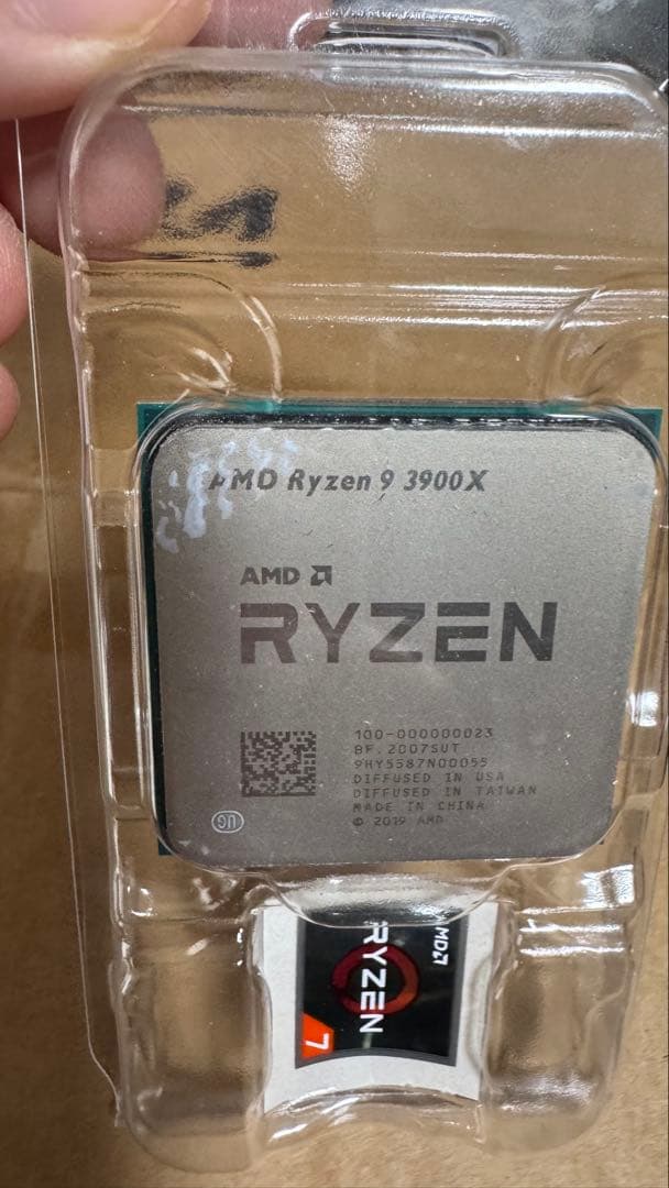 AMD Ryzen 9 3900X CPU 動作確認済み