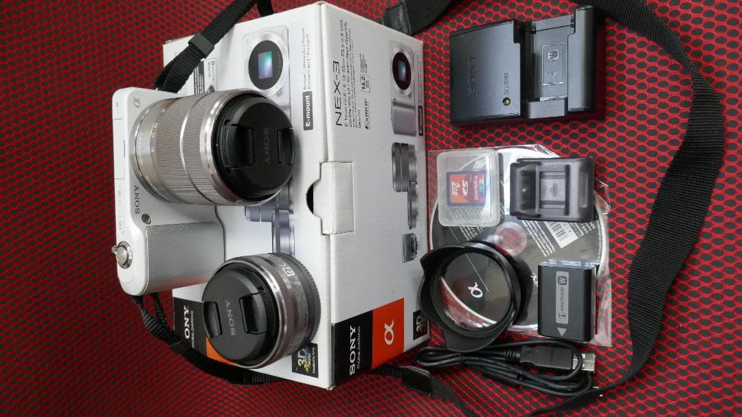 SONY NEX-３ ホワイト ダブルレンズセット