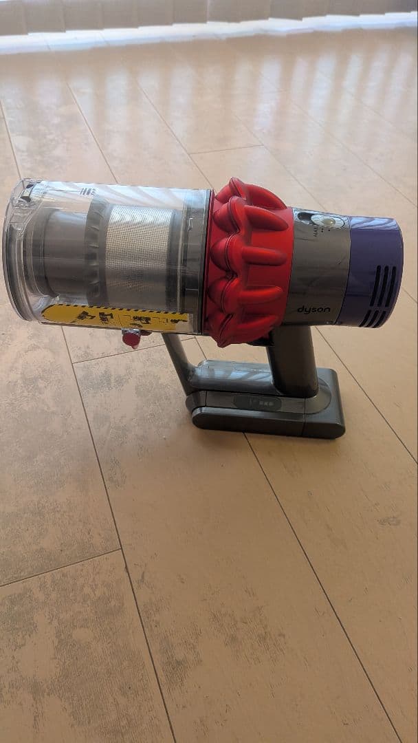 Dyson ダイソン v10 sv12 掃除機 各種アタッチメント付き