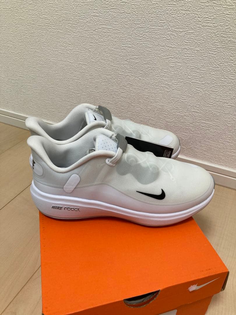 【新品未使用・箱入】NIKEナイキ/レディースゴルフシューズ【定価16500円】