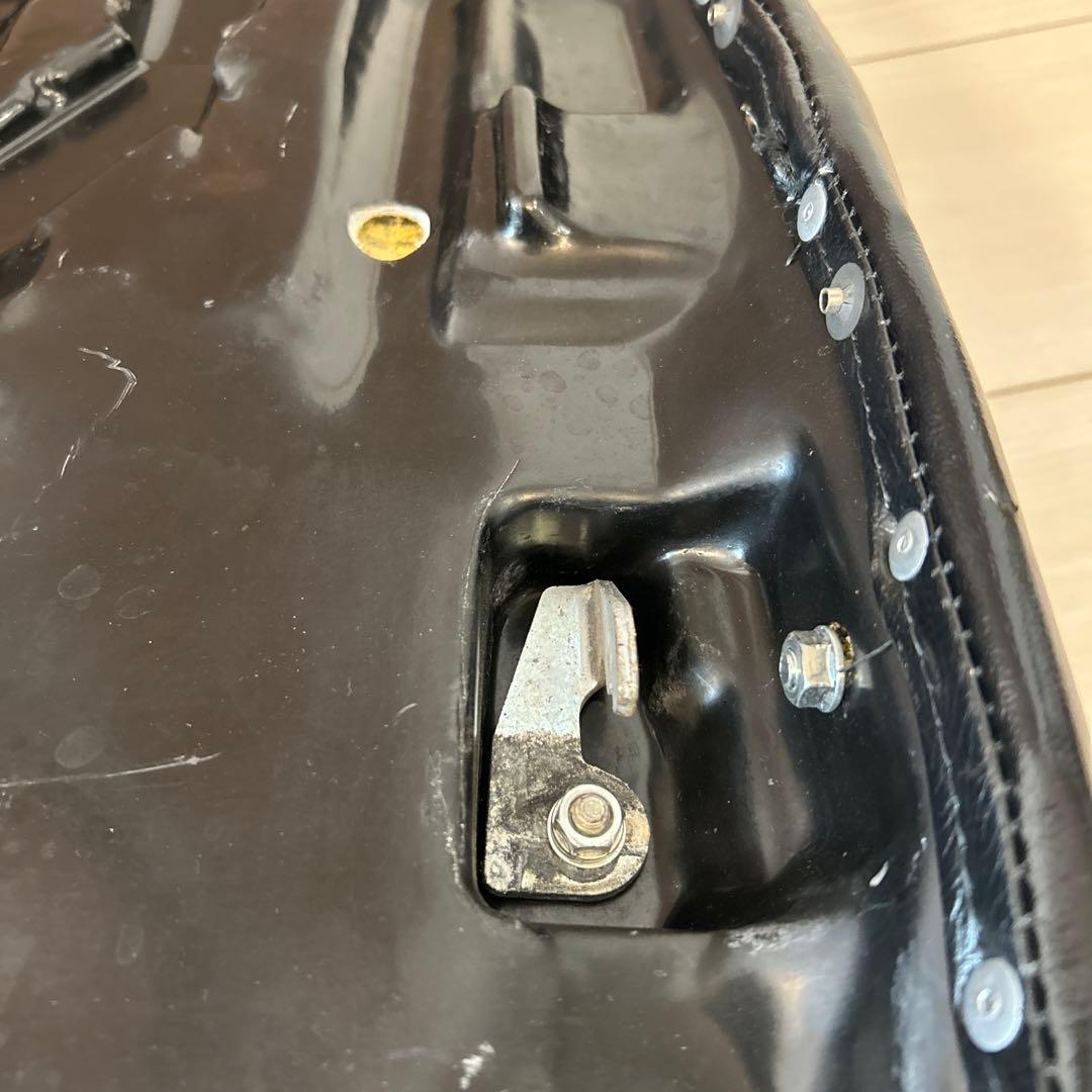 ホンダ CB1100 SC65 社外 タックロール シート