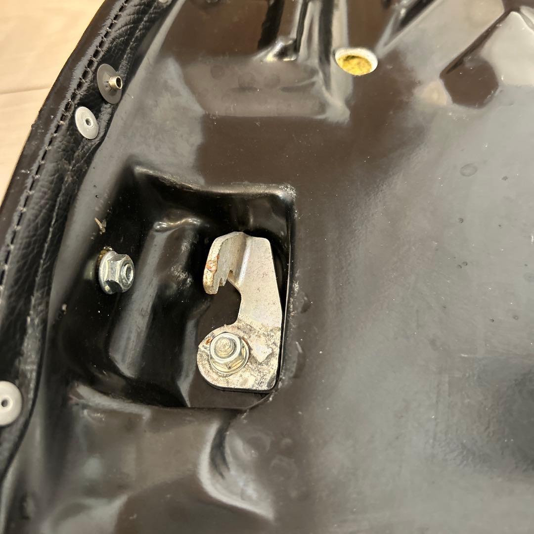 ホンダ CB1100 SC65 社外 タックロール シート