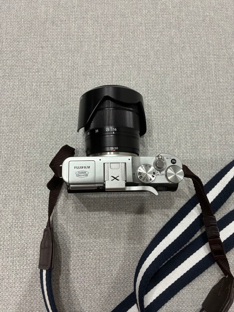 富士フイルム　X-M1 レンズキット