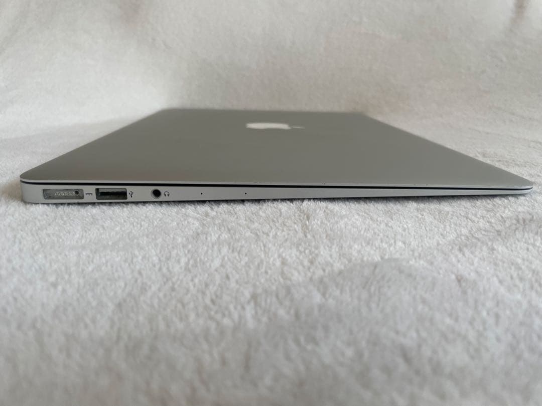 MacBook本体 Apple MacBook Air(13-inch, Mid 2013) 6.2