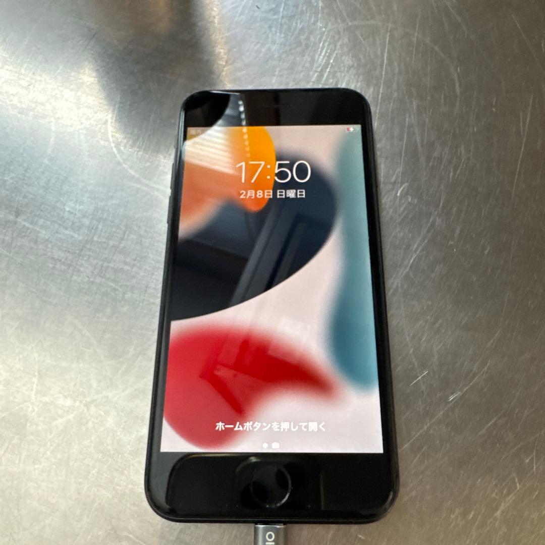 iPhone 8 ブラック 本体