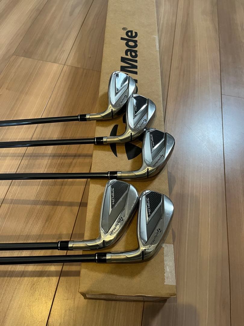 テーラーメイド ステルスアイアンセット カーボンシャフト　Rフレックス