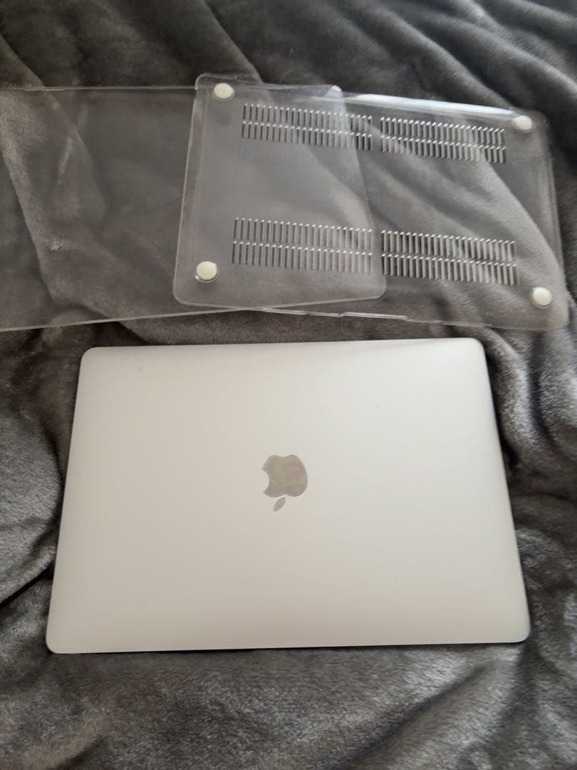 MacBook Air 2020 バッテリー94%