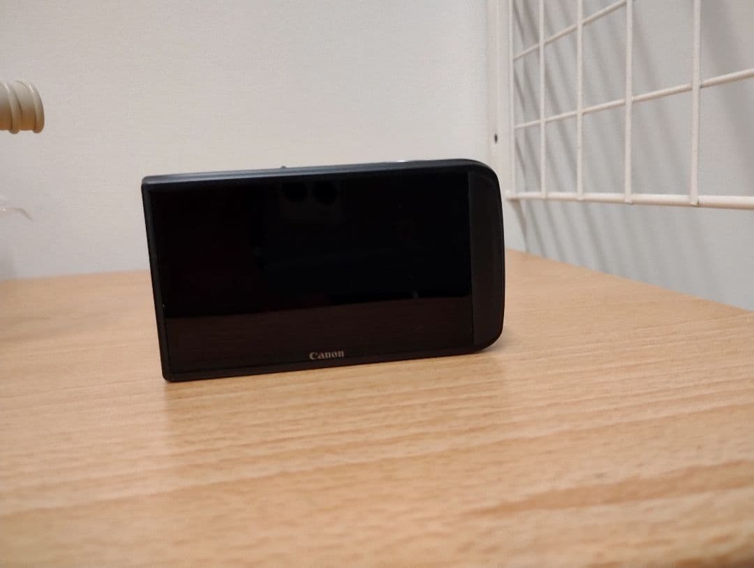 CANON キャノン IXY 10S コンパクトデジタルカメラ　ジャンク品